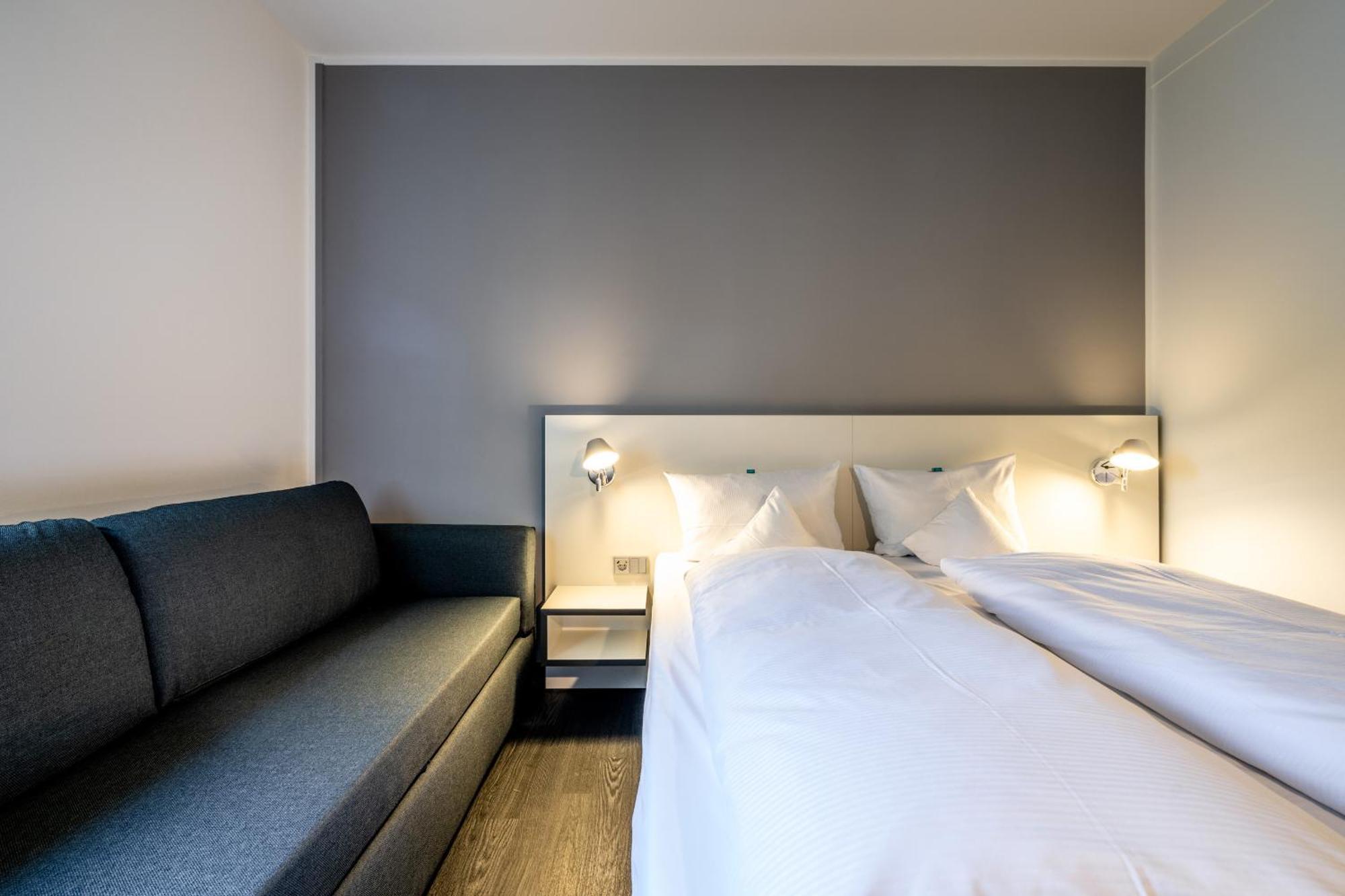 Motel Dresdner Tor Sued 3*